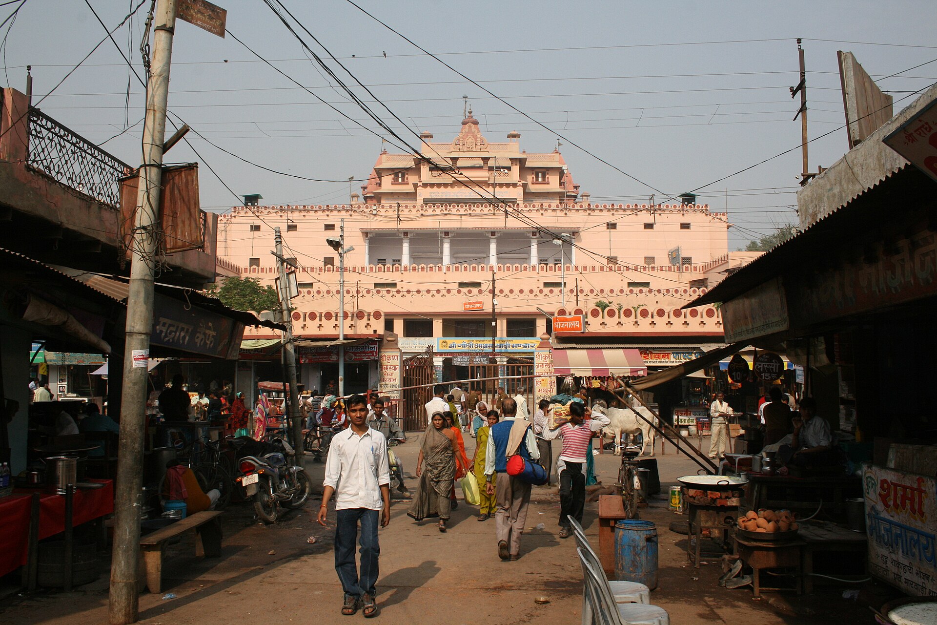 Shri Krishna Janmabhoomi, Mathura — Delhi to Mathura taxi | EZPZ Taxi